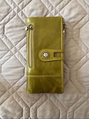Olive Green Leather Snap-Closure Long Wallet